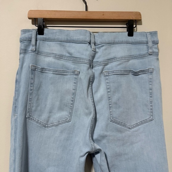 Frame Le Easy Flare Fray Side Slit Size 31 - Picture 8 of 10